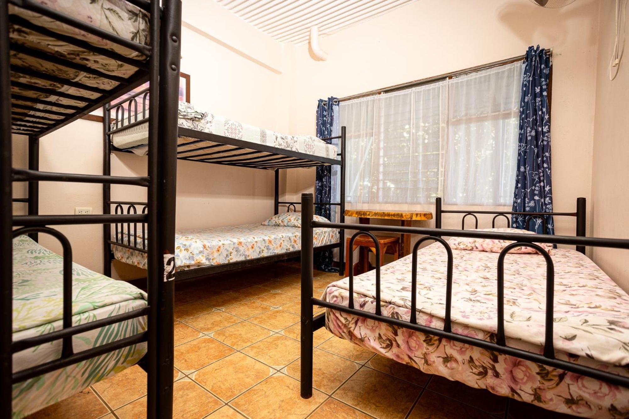 Manuel Antonio Hostel Eksteriør bilde